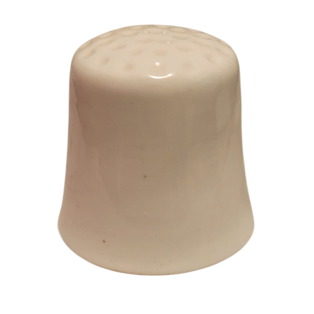 Hedgehog Mushroom Porcelain Thimble - Picture 4 of 6